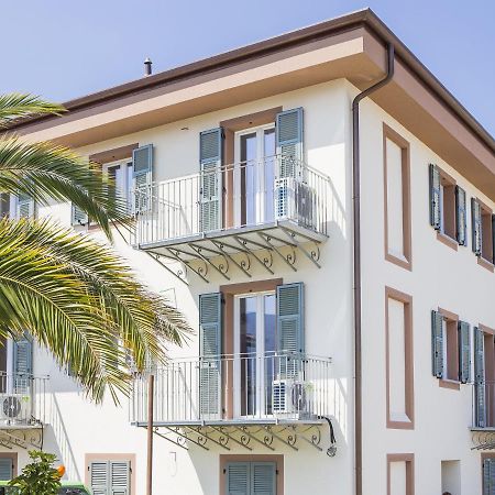 Reginella - A Few Steps Away From The Beach Боргетто-Санто-Спирито Экстерьер фото